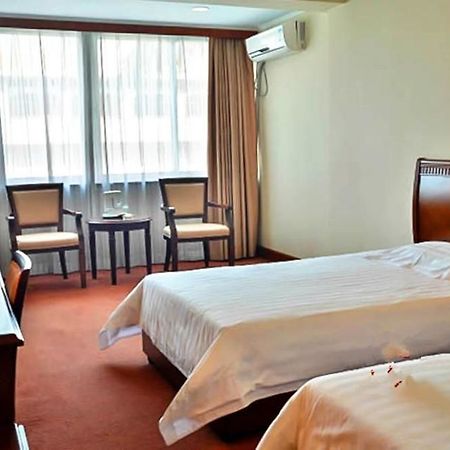 Jinbao Hotel Xiamen Exterior photo